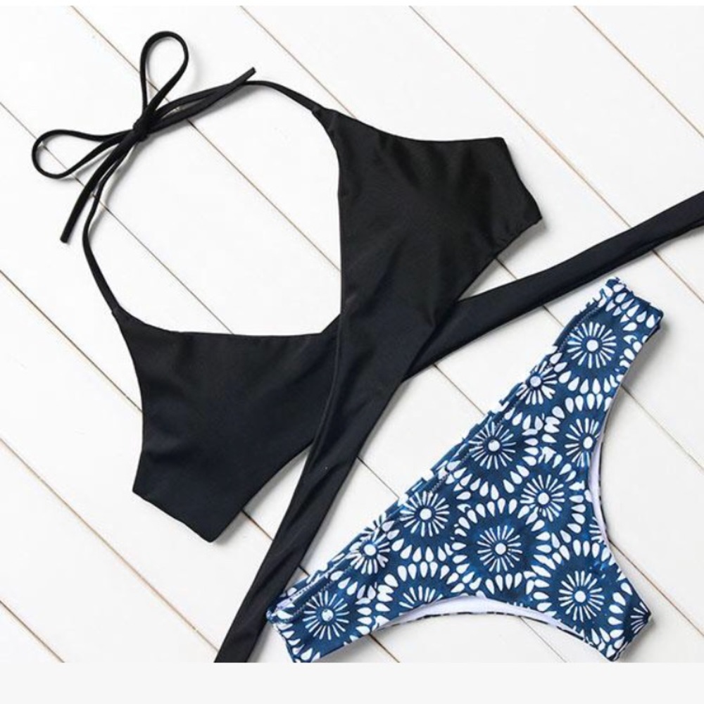 Fourth World Exchange Bikini Bottoms